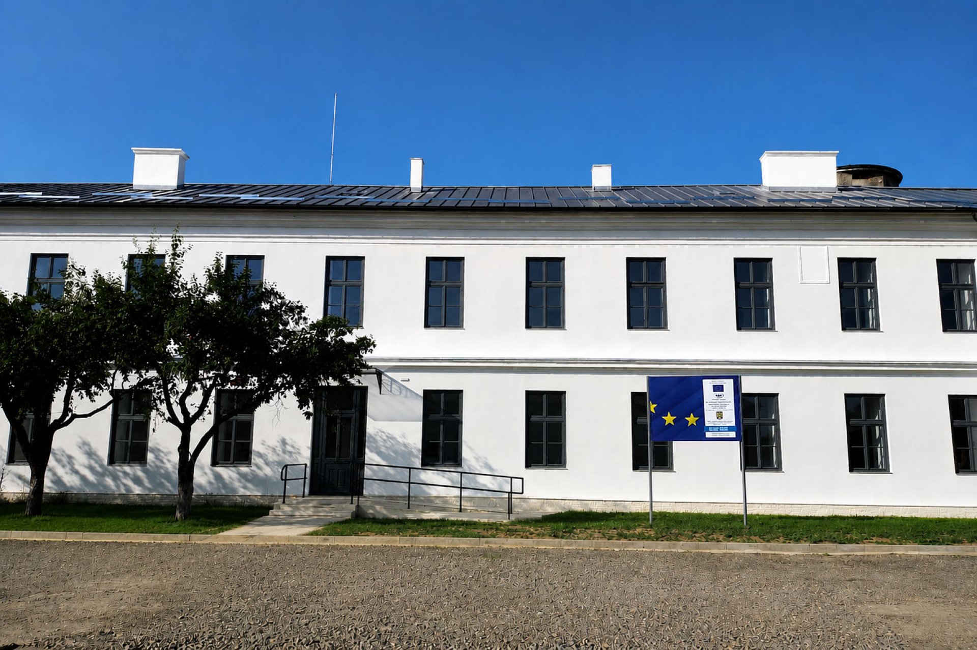 Detaliu de tâmplărie și finisaje de epocă restaurate, pavilionul nr. 4 ITPF Sighet, proiect PPAE